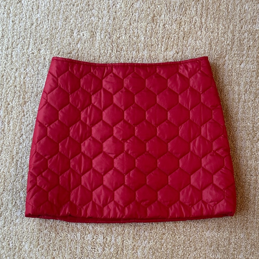 Au Jour Le Jour Quilted Mini Puffer Skirt in Bold Red